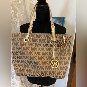 Authentic Michael Kors Signature Tote